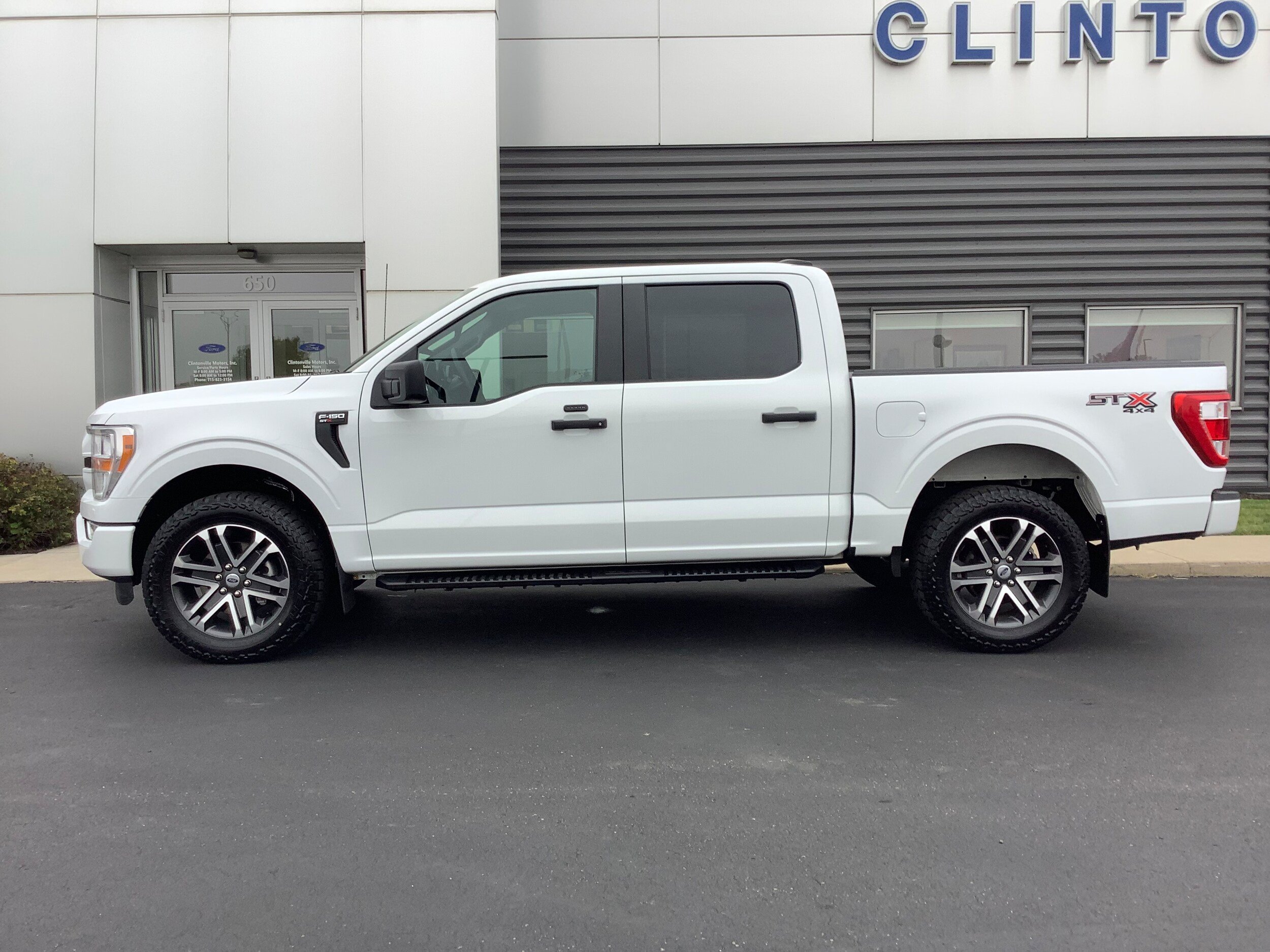 Used 2022 Ford F150 XL w/ STX Appearance Package AWD/4WD image 2