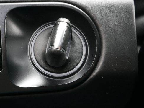 Used 2020 Porsche Cayenne Turbo S image 29