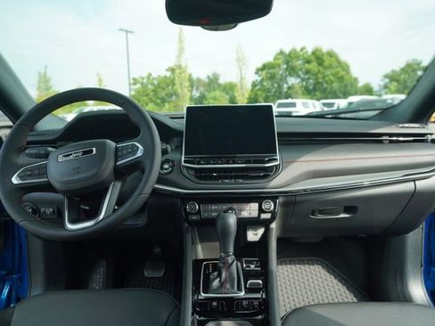 New 2025 Jeep Compass Trailhawk w/ Sun & Sound Group image 25