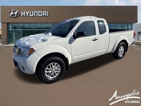 Used 2021 Nissan Frontier SV w/ SV Utility Package image 1