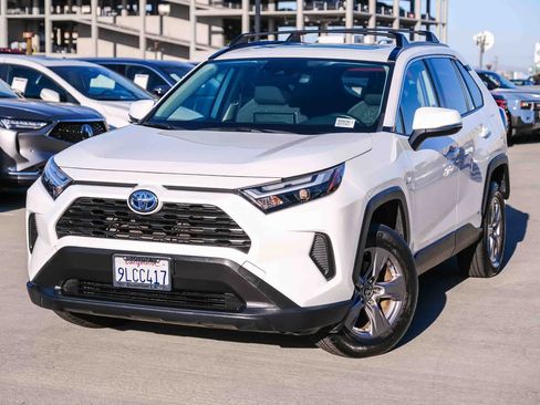 Used 2024 Toyota RAV4 XLE w/ Convenience Package AWD/4WD image 1
