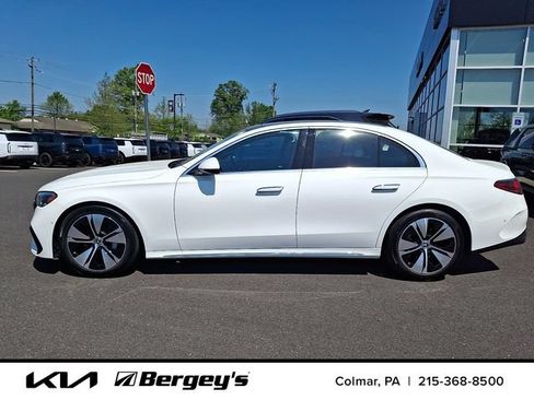 Used 2025 Mercedes-Benz E 350 4MATIC Sedan image 9