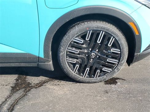 New 2026 Nissan Leaf Platinum+ w/ Cargo Package (Platinum+) image 9