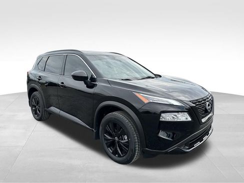 Used 2023 Nissan Rogue SV w/ SV Premium B Package image 24