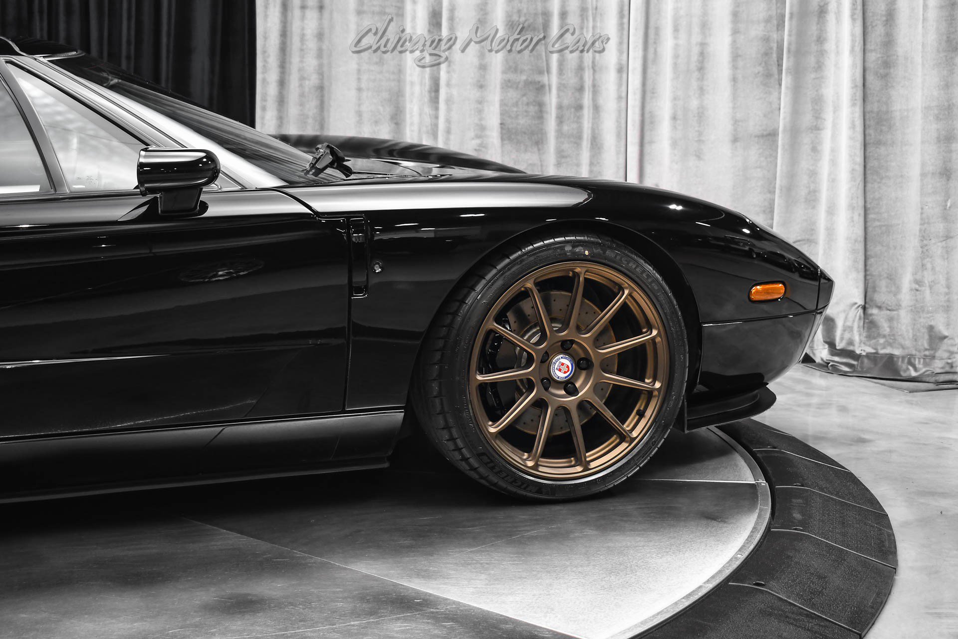 Used 2006 Ford GT RWD image 36