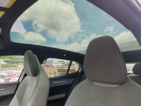 New 2026 Volvo EX30 Ultra w/ Climate Package AWD/4WD image 10