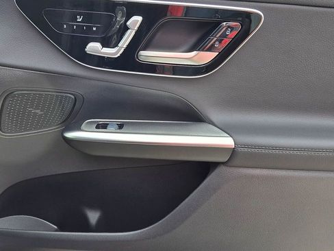 New 2026 Mercedes-Benz GLC 300 4MATIC image 37