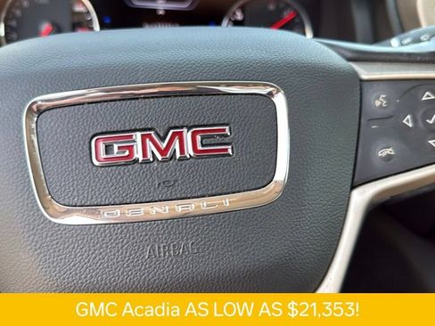 Used 2020 GMC Acadia Denali w/ Technology Package FWD image 17