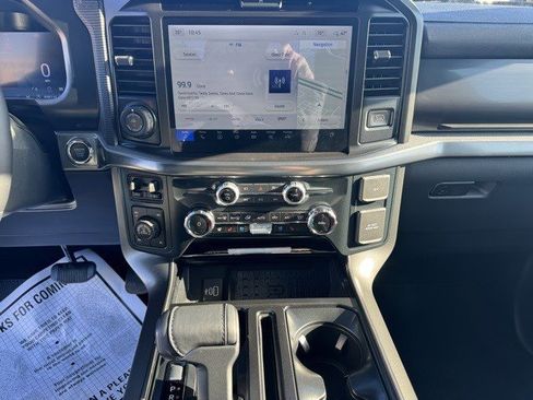 Certified 2025 Ford F150 Lariat w/ Equipment Group 502A High image 22