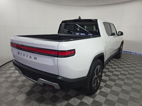 Used 2024 Rivian R1T Adventure Dual AWD/4WD image 5