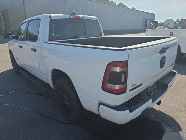 Used 2024 RAM 1500 Laramie AWD/4WD image 4