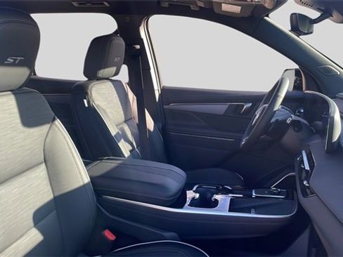 New 2026 Buick Enclave Sport Touring w/ Power Package image 16