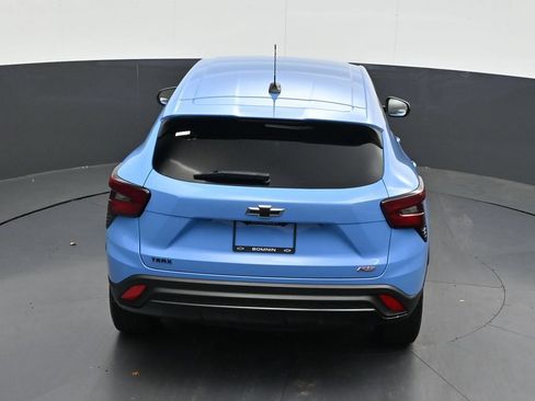 Used 2024 Chevrolet Trax RS FWD image 15