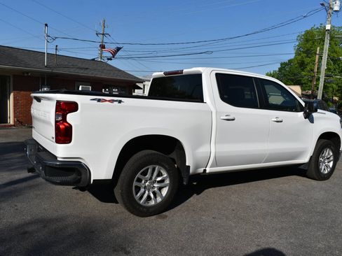 Used 2021 Chevrolet Silverado 1500 LT w/ Safety Package AWD/4WD image 2