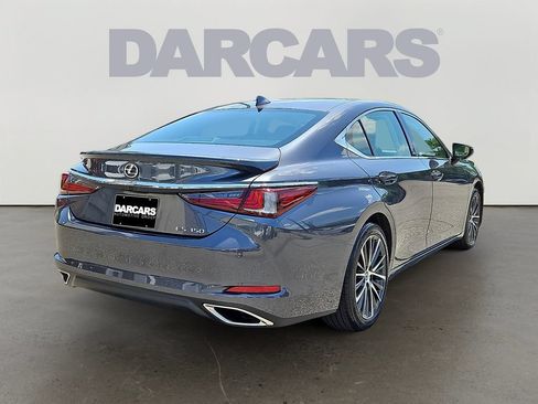 Used 2023 Lexus ES 350 w/ Premium Package FWD image 3