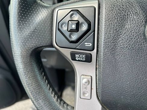 Used 2018 Toyota 4Runner SR5 Premium AWD/4WD image 9