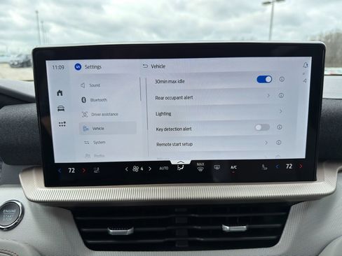 New 2026 Ford Explorer Active image 29