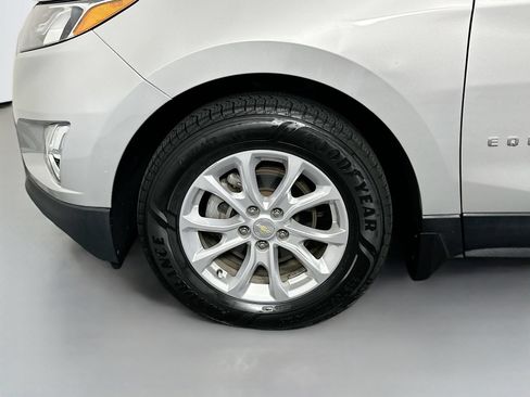 Used 2021 Chevrolet Equinox LT FWD image 29
