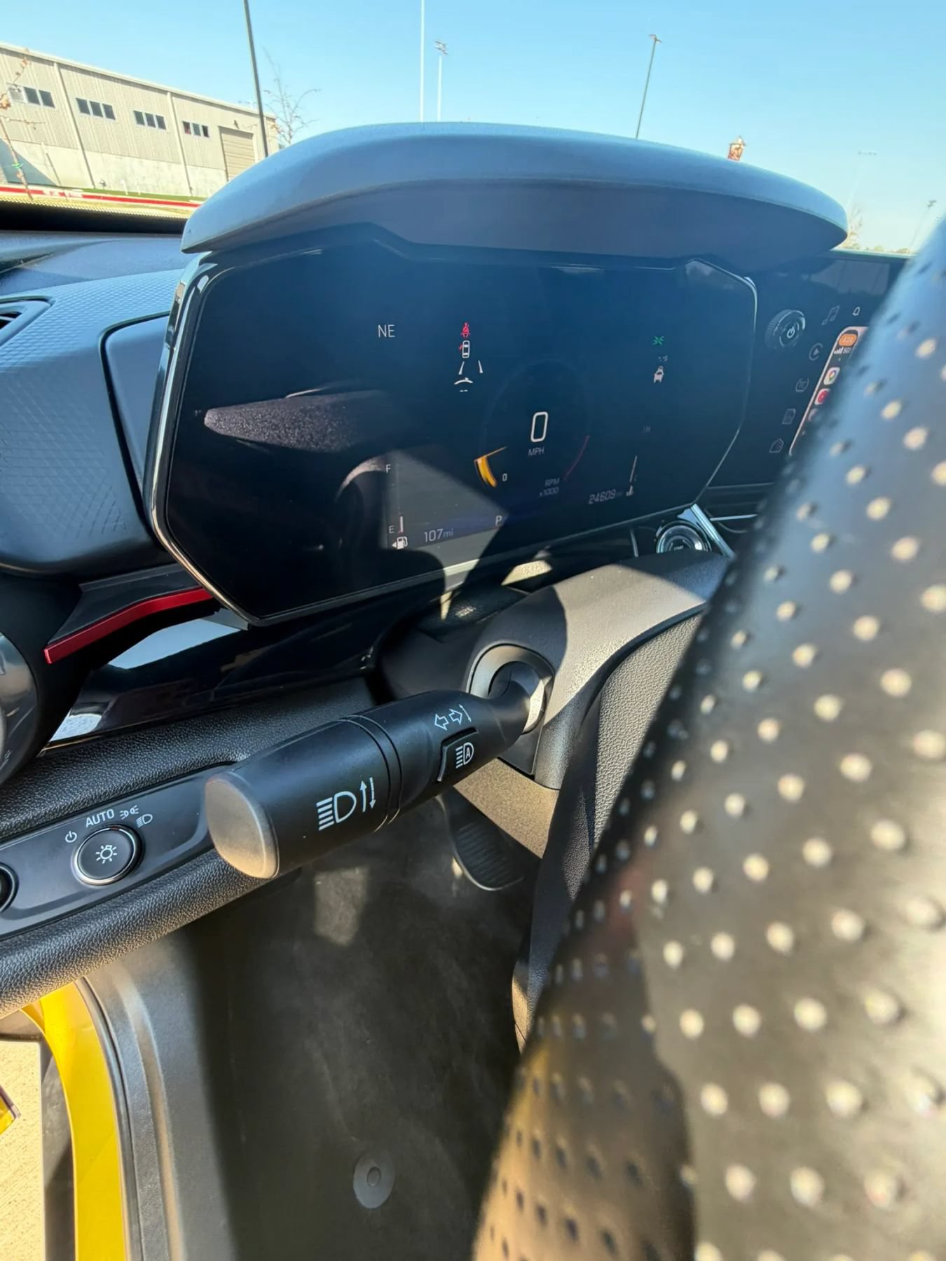 Used 2024 Chevrolet Trax RS w/ Driver Confidence Package FWD image 40