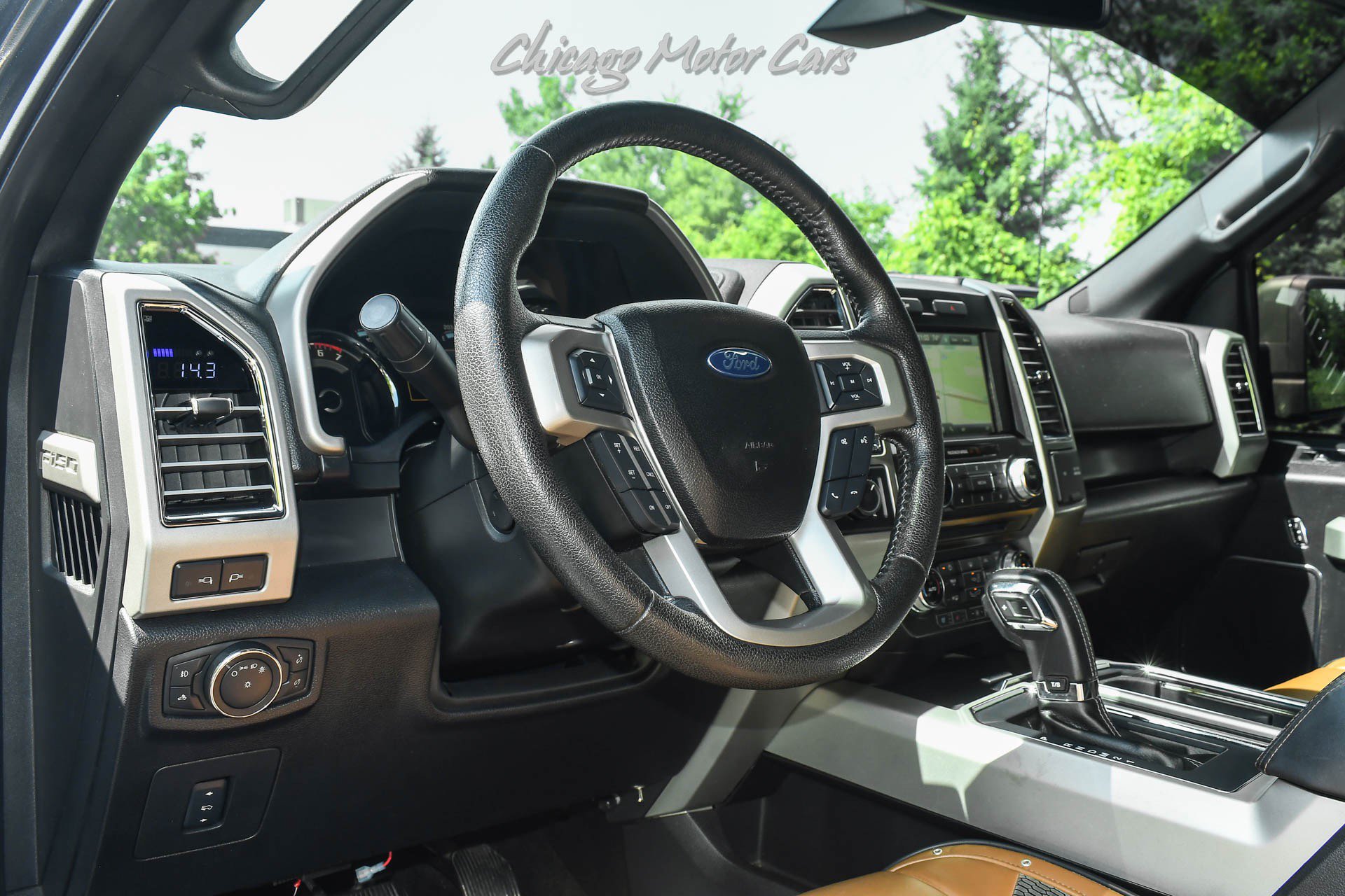 Used 2015 Ford F150 Lariat w/ Equipment Group 502A Luxury AWD/4WD image 8