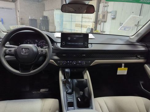 New 2025 Honda Accord SE image 13