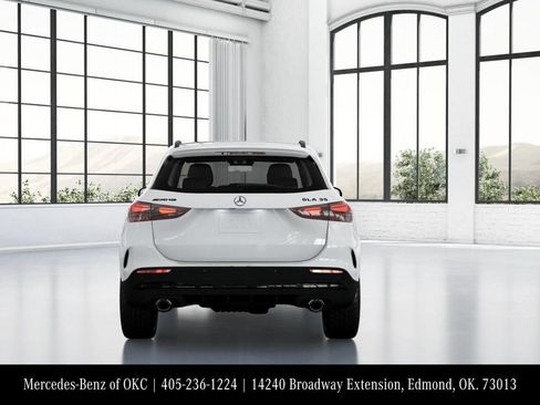 New 2026 Mercedes-Benz GLA 35 AMG 4MATIC image 25
