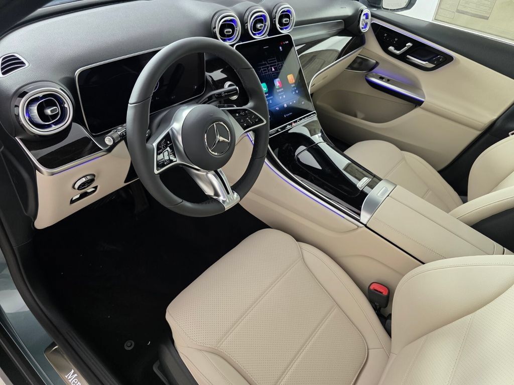 New 2027 Mercedes-Benz GLC 300 image 7