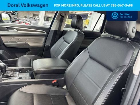 Certified 2022 Volkswagen Atlas SE w/ Black Wheel Package image 14