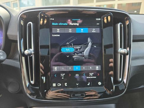 Certified 2024 Volvo XC40 Recharge Plus w/ Protection Package Premier image 27