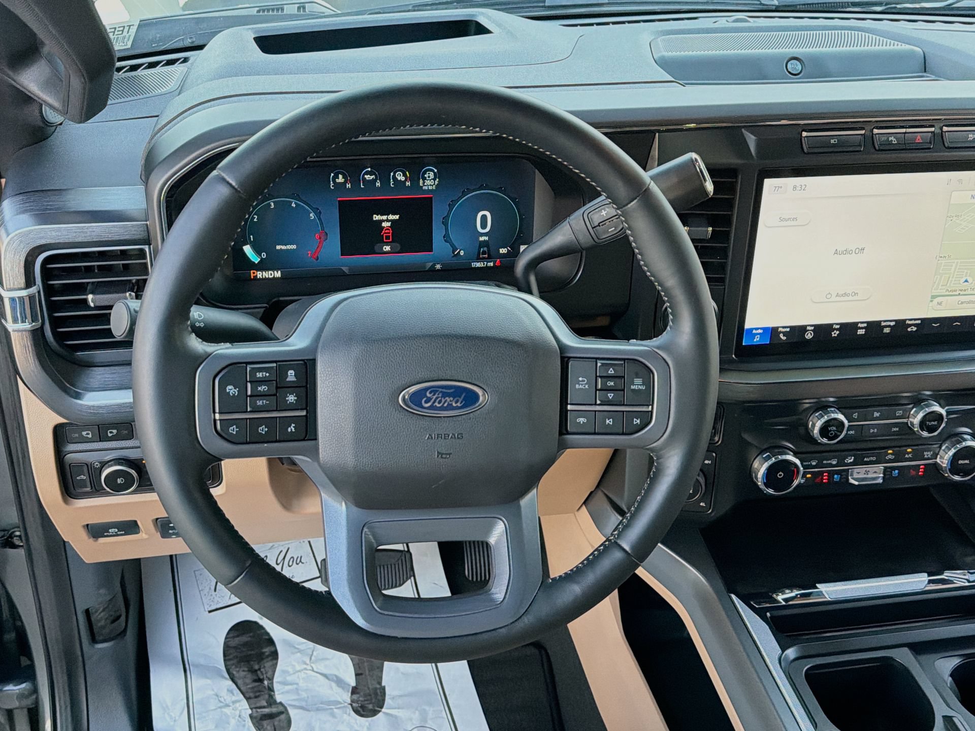 Used 2023 Ford F250 Lariat w/ Lariat Ultimate Package AWD/4WD image 14