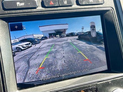 Used 2021 Ford Expedition Max XLT image 14