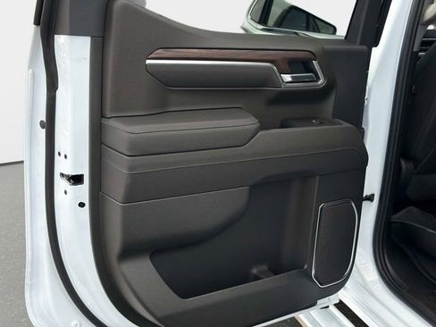 New 2026 GMC Sierra 1500 SLT w/ SLT Premium Plus Package AWD/4WD image 11