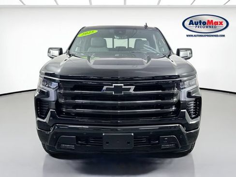 Used 2025 Chevrolet Silverado 1500 High Country w/ Midnight Edition AWD/4WD image 7
