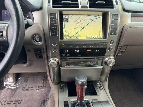 Used 2010 Lexus GX 460 image 24