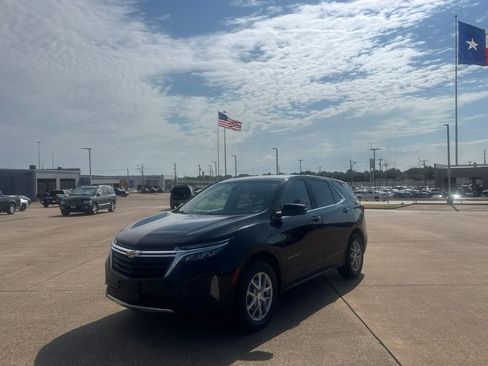 Used 2023 Chevrolet Equinox LT AWD/4WD image 8