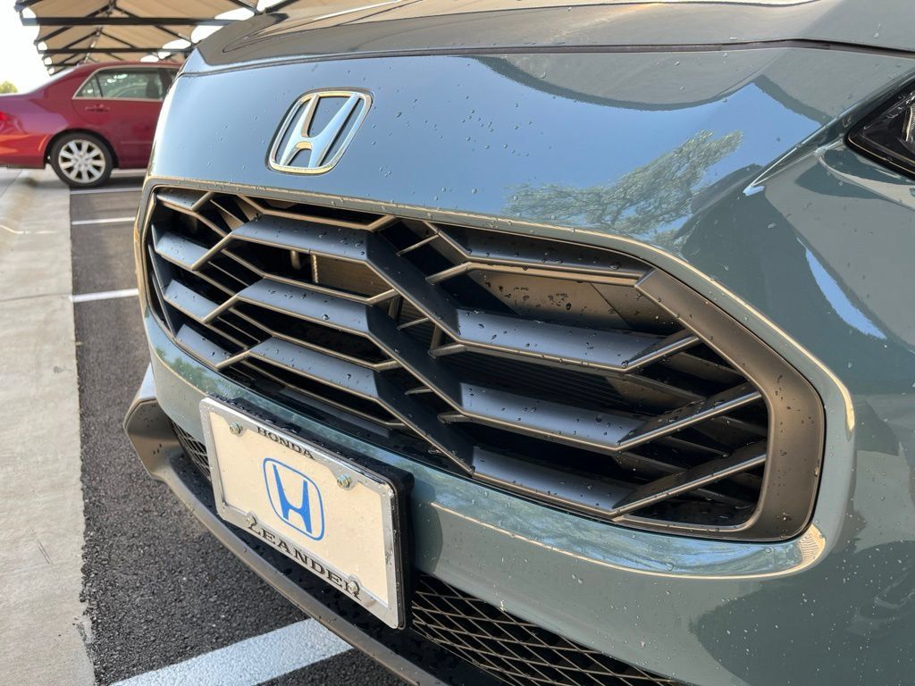 Certified 2027 Honda HR-V Sport image 14
