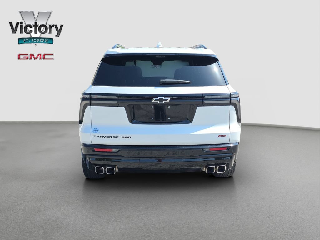 Used 2024 Chevrolet Traverse RS AWD/4WD image 16