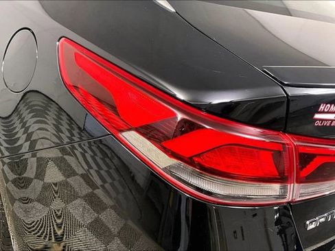 Used 2019 Kia Optima S image 28