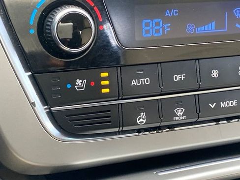 Used 2015 Hyundai Sonata Limited w/ Option Group 05 image 18