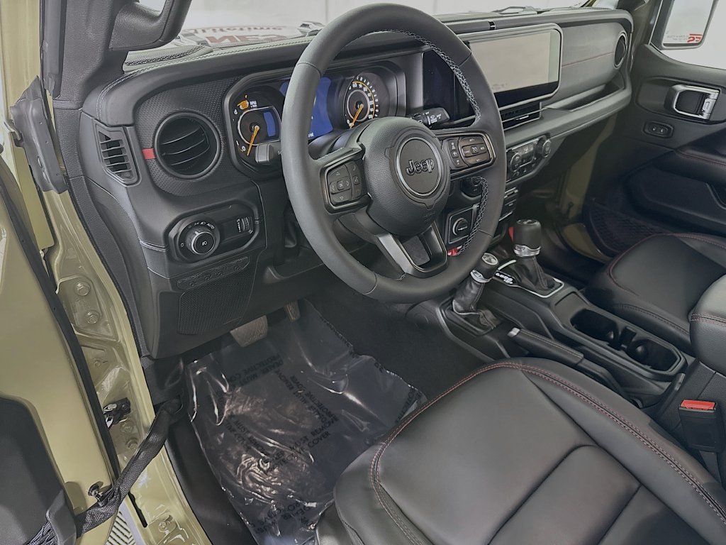 Used 2026 Jeep Wrangler Rubicon AWD/4WD image 18