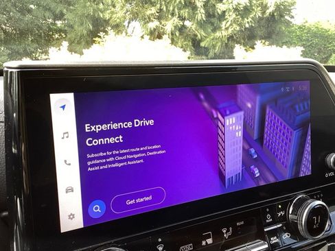 Used 2023 Toyota Highlander Limited image 14