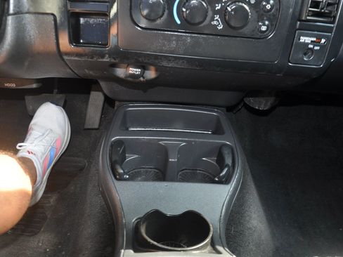 Used 2003 Dodge Dakota Sport image 23