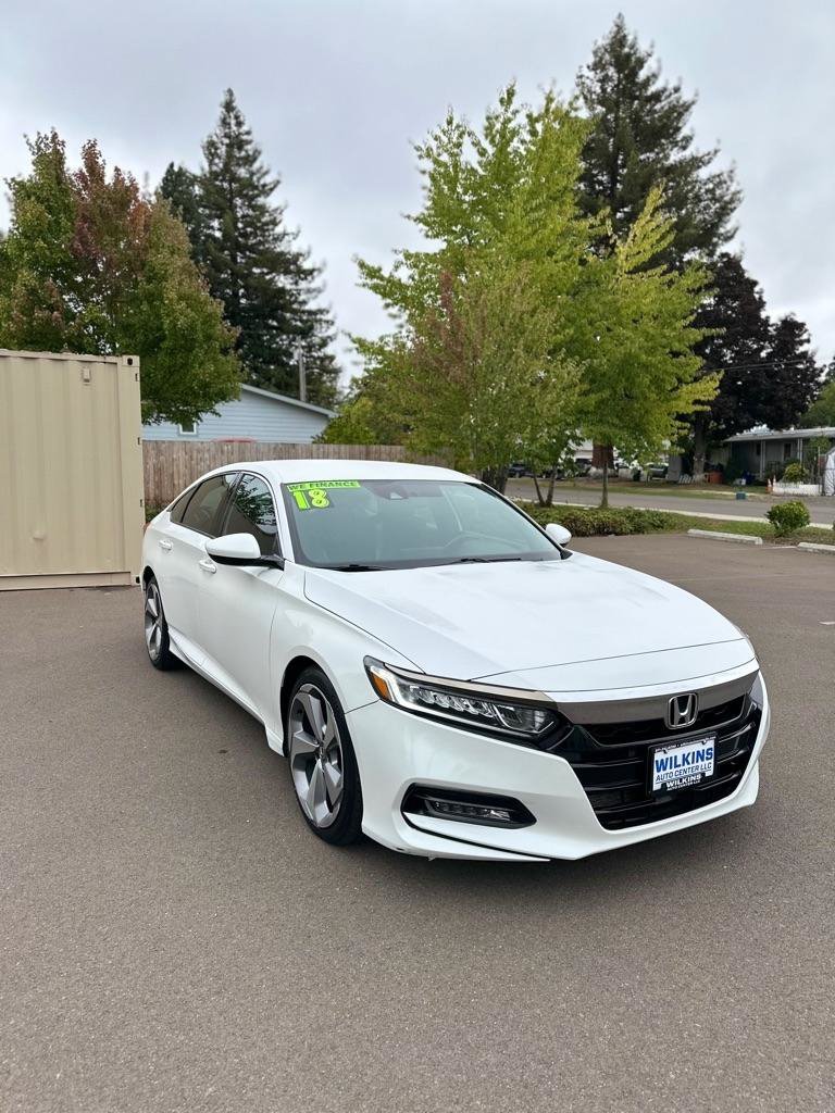 Used 2018 Honda Accord Sport image 3