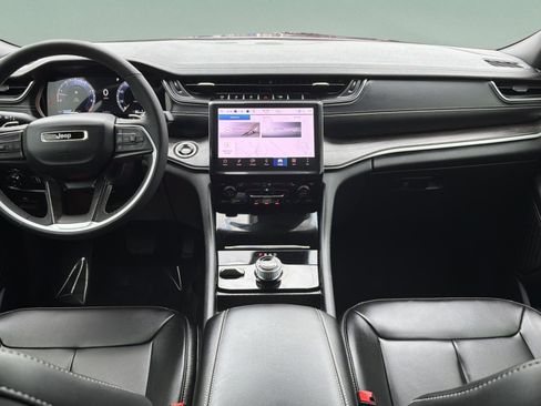 Used 2025 Jeep Grand Cherokee Limited w/ Trailer Tow Package image 41