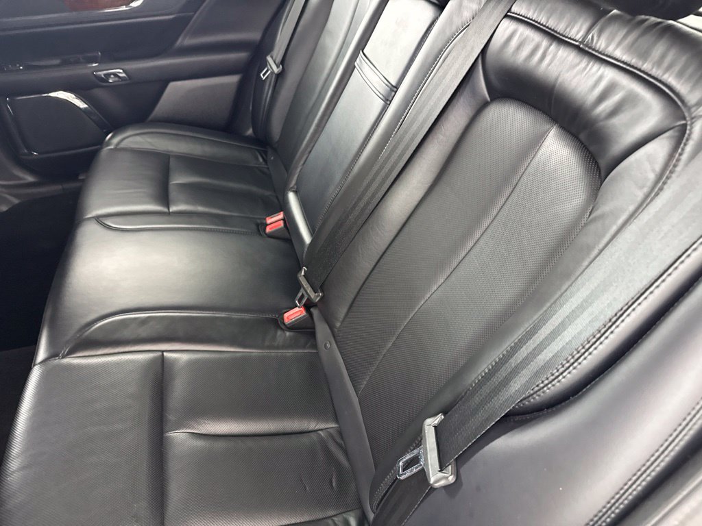 Used 2018 Lincoln Continental Select AWD/4WD image 27