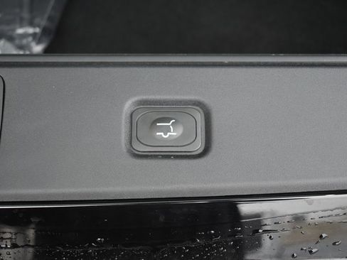 Used 2025 Ford Expedition Platinum w/ Stealth Performance Package image 46