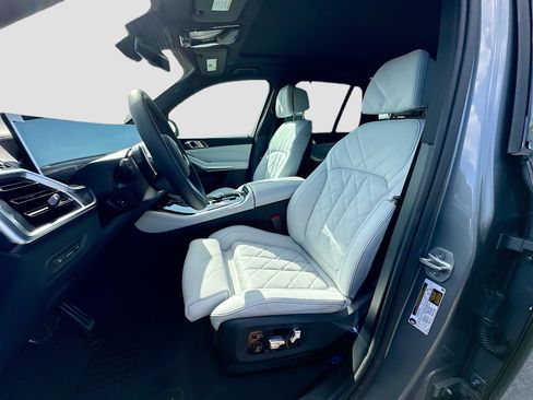 New 2026 BMW X5 sDrive40i w/ M Sport Package RWD image 15