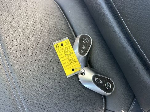 Used 2023 Mercedes-Benz GLC 300 4MATIC image 34