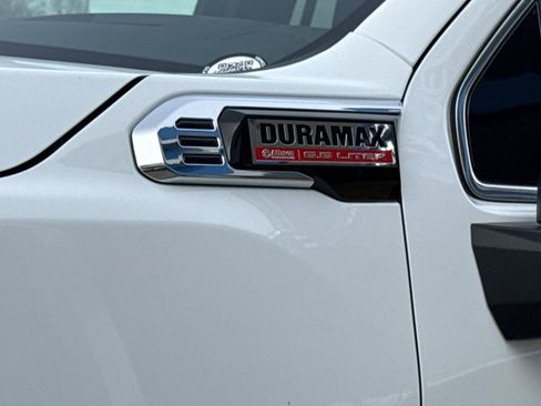 New 2026 GMC Sierra 3500 Denali w/ Denali Reserve Package AWD/4WD image 17