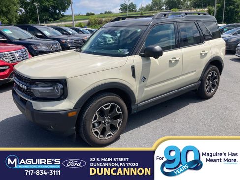 Certified 2025 Ford Bronco Sport Outer Banks w/ Outer Banks Tech Package+ image 1